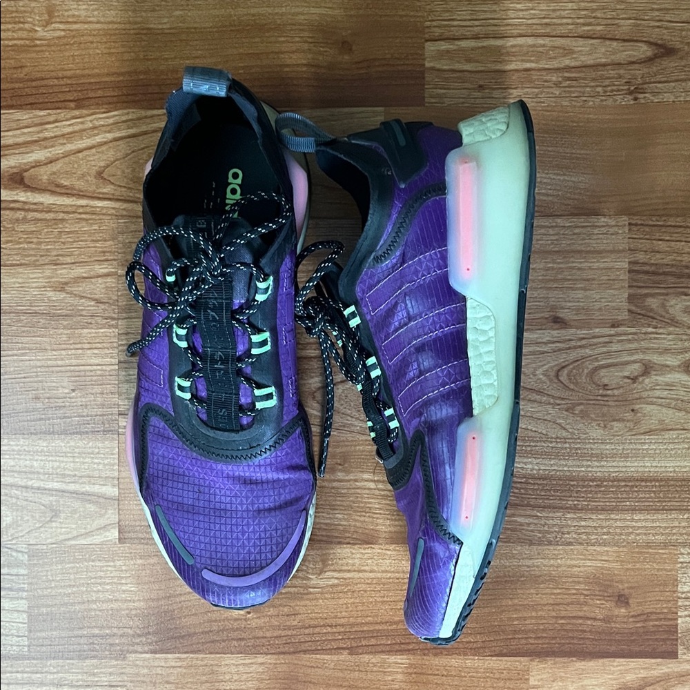 Adidas | men’s | Purple Sneakers | 11